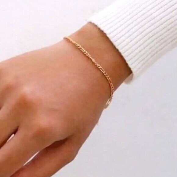 Gold Chain Bracelet Figaro Chain Non-tarnish & Waterproof Gold Chain Bracelet - Picture 8 of 9